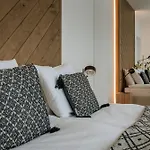 شقة Crystal Pine - Loftaffair Collection زاكوباني