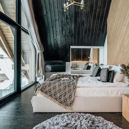 Crystal Pine Luxury With Jacuzzi & Sauna By Bqqk Apartamento *