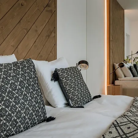 Apartment Crystal Pine Luxury With Jacuzzi & Sauna By Bqqk Zakopane