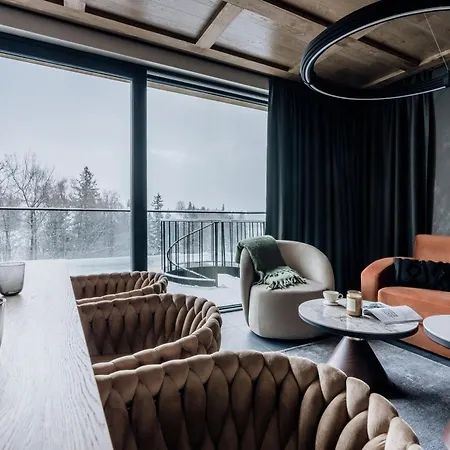 Crystal Pine - Loftaffair Collection Апартаменты *