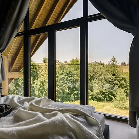 Crystal Pine Luxury With Jacuzzi & Sauna By Bqqk